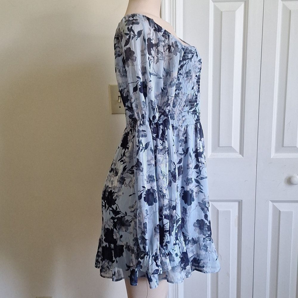 Mi Ami Blue Smocked Chiffon Dress Size XL - Picture 3 of 9